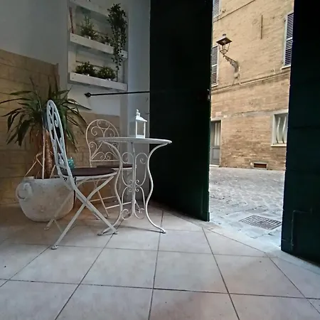 Vendégház Rione Mura Loreto